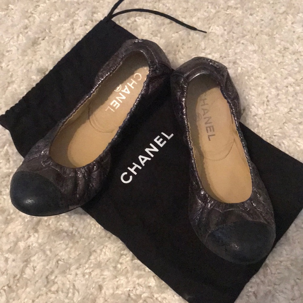 Chanel flats size 9